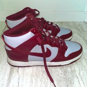 Nike Dunk High “Dark Beetroot”